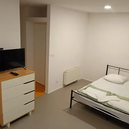 Nr 7 - Kamienica Kameralna - Senatorska 4 - Dostep Na Kod *